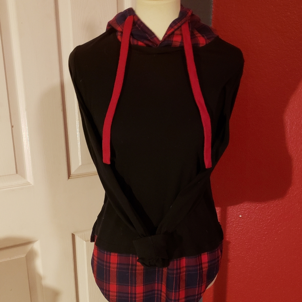 Slivexy Hoodie Size small